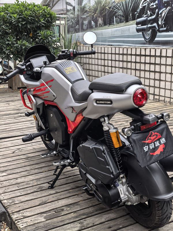 二手QJMOTOR小飞侠