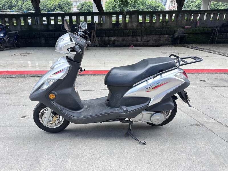 二手豪爵VF125