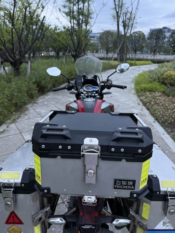 二手五羊本田猛鸷 CB190X