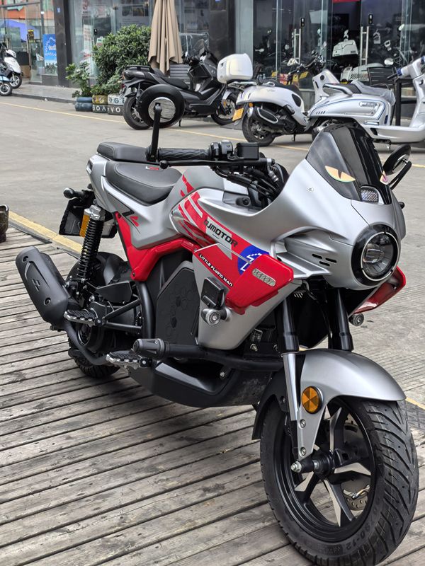 二手QJMOTOR小飞侠
