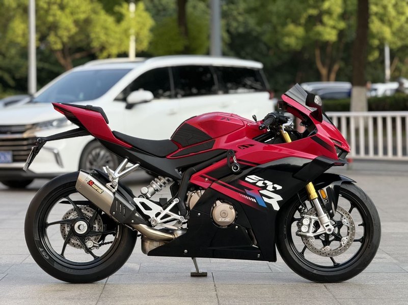 二手张雪机车500RR