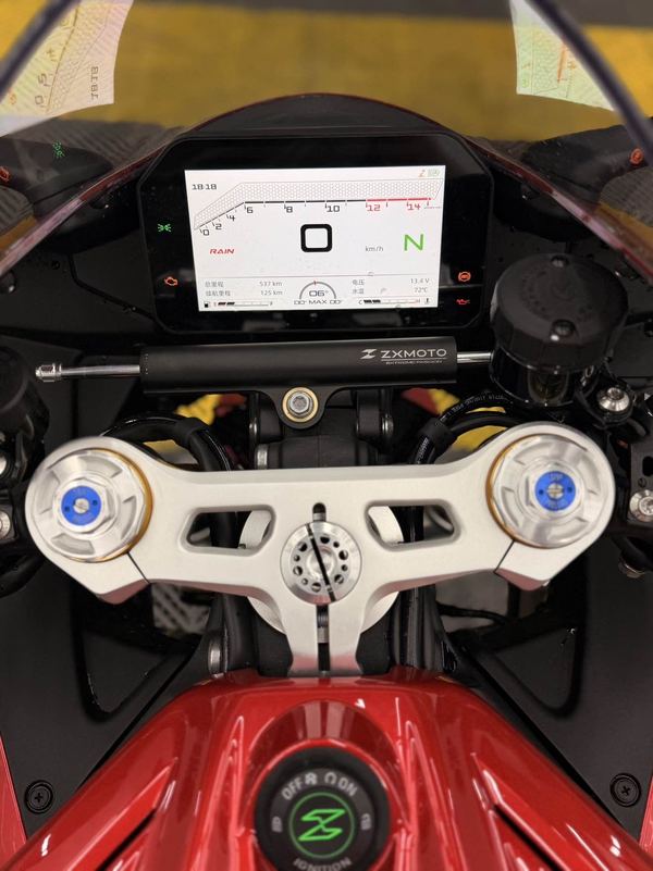 二手张雪机车820RR