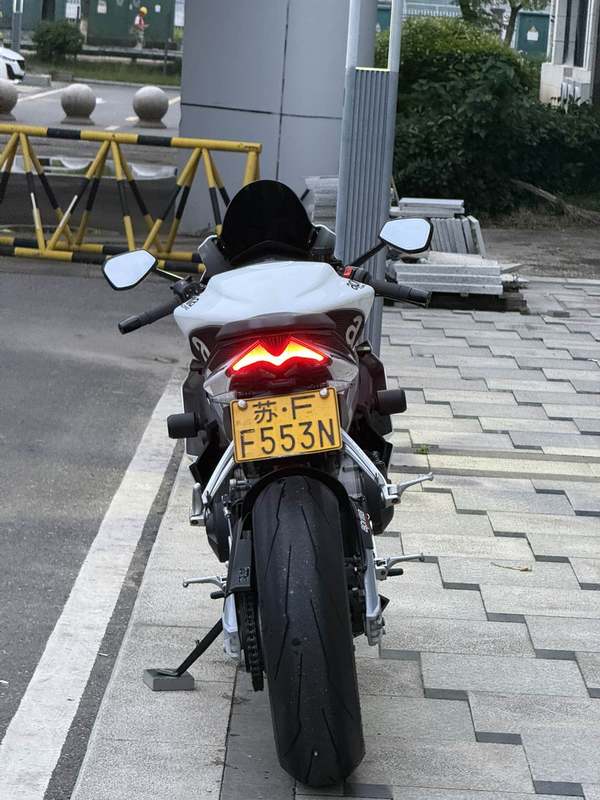 二手阿普利亚RS 660 