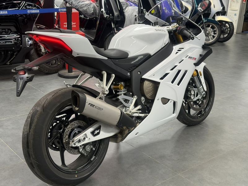 二手张雪机车820RR