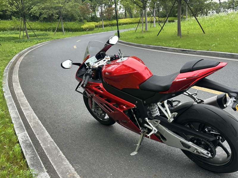 二手张雪机车820RR