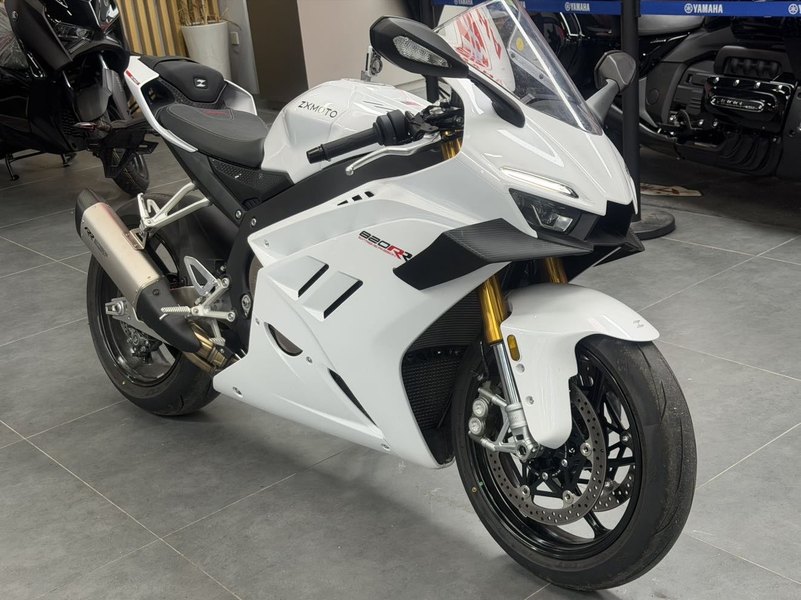 二手张雪机车820RR