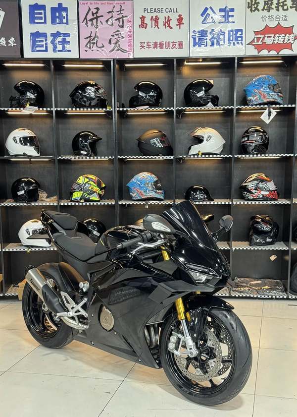 二手张雪机车500RR
