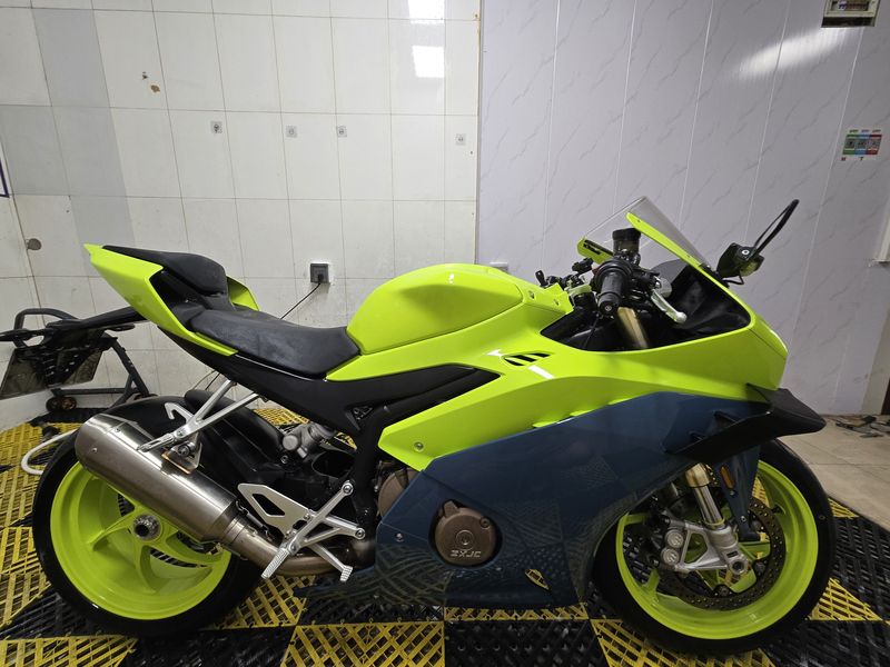 二手张雪机车500RR