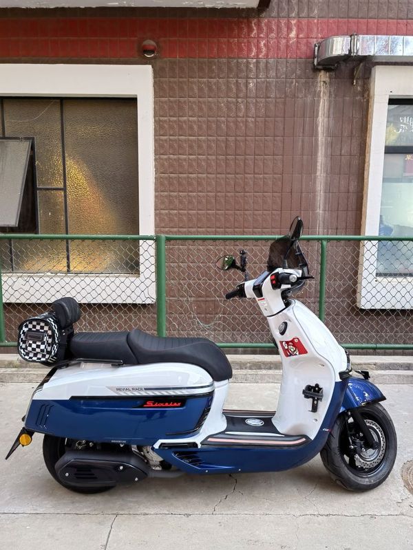 二手维多利亚Sixties 250Si
