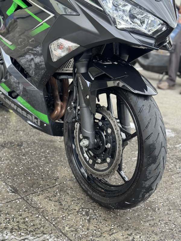 二手川崎Ninja 400