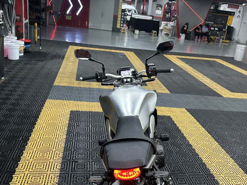 二手本田CB1000R