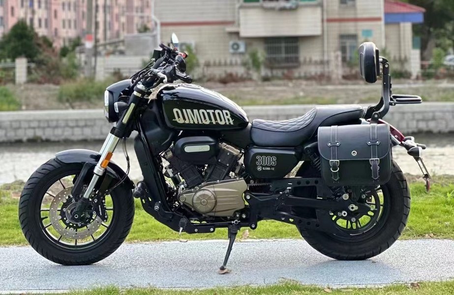 二手QJMOTOR闪300