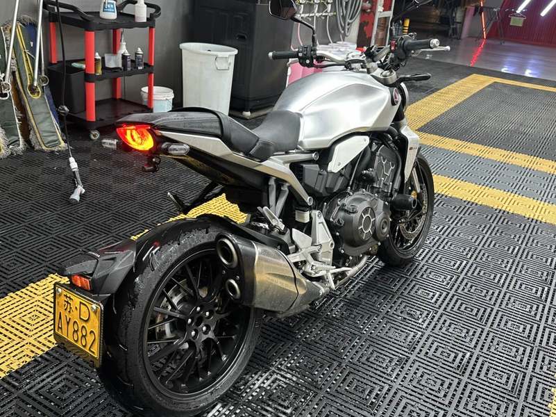 二手本田CB1000R