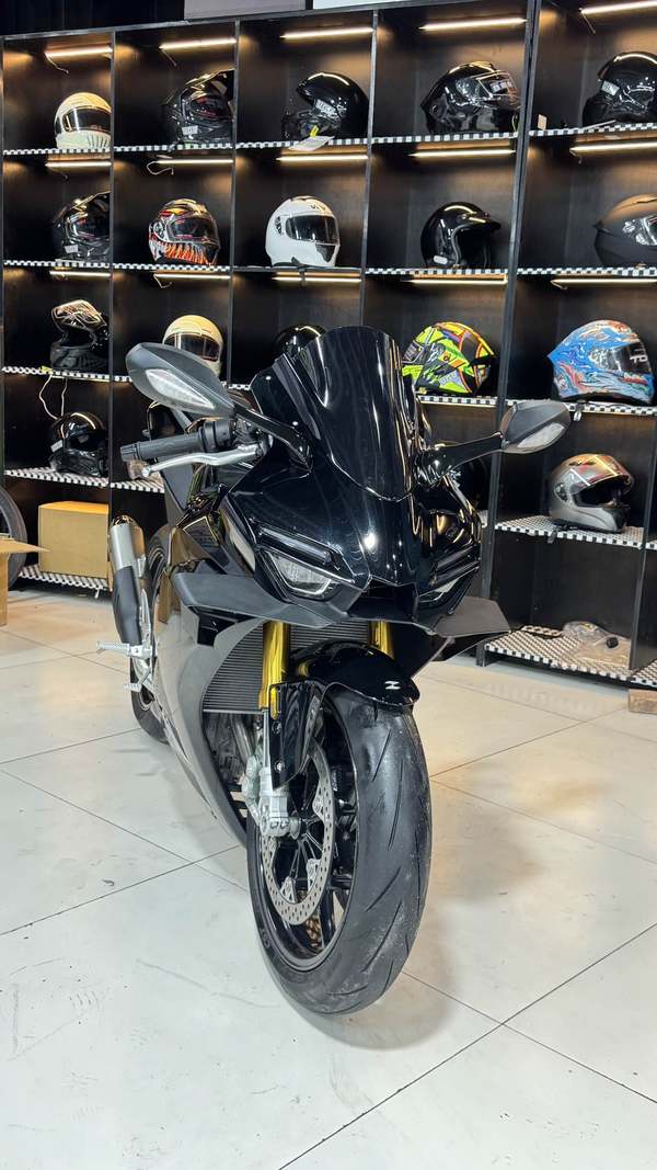 二手张雪机车500RR