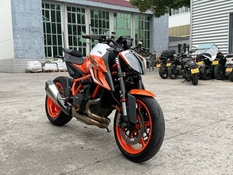 二手KTMR2R1290 Super Duke