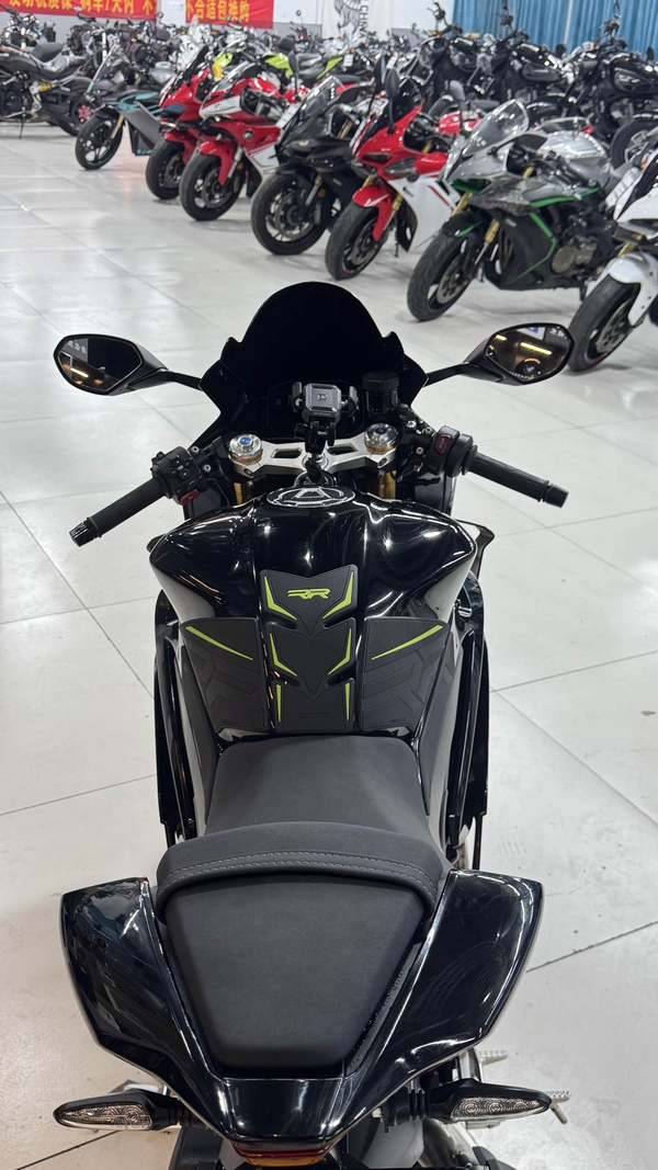 二手张雪机车500RR