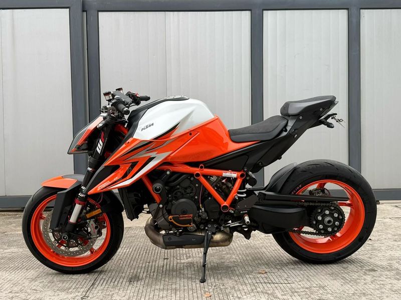 二手KTMR2R1290 Super Duke