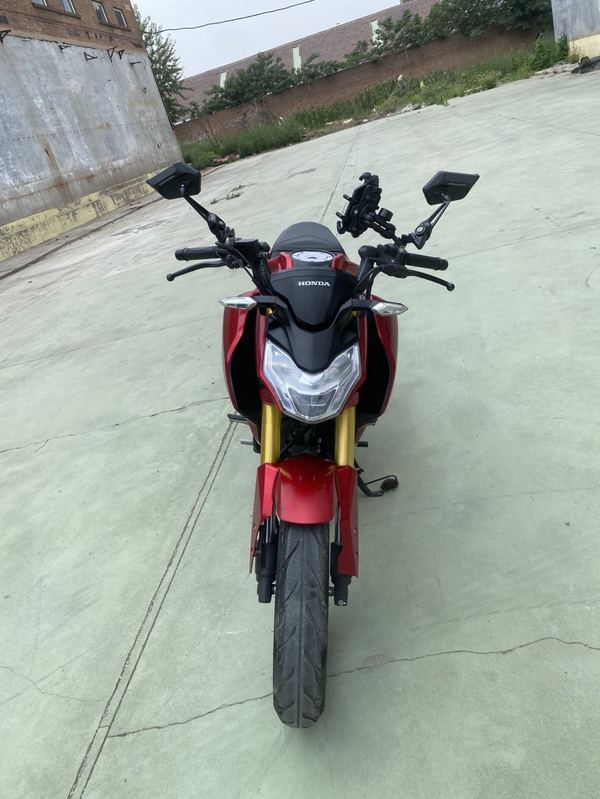 二手五羊本田CB190R 暴锋眼