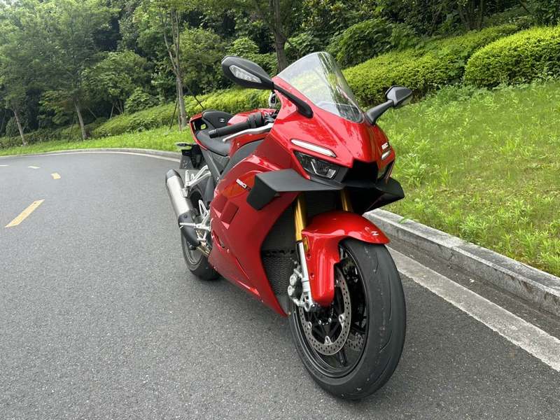 二手张雪机车820RR