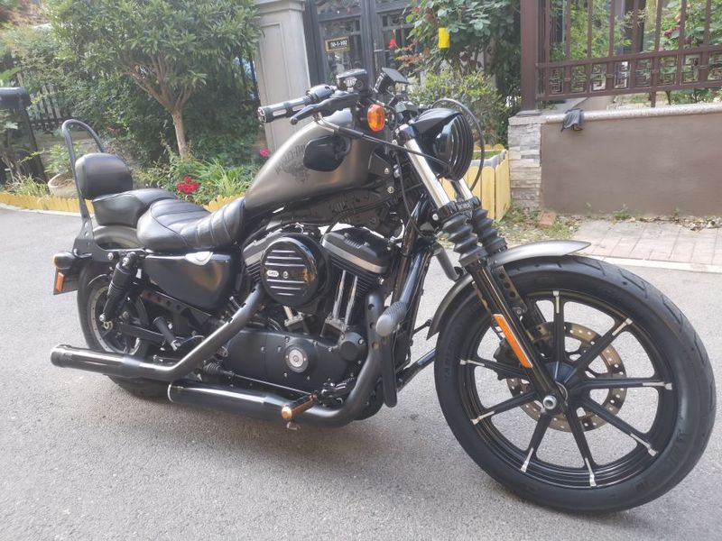 二手哈雷戴维森Iron883 硬汉