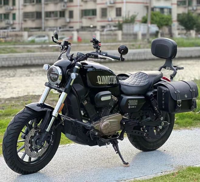 二手QJMOTOR闪300