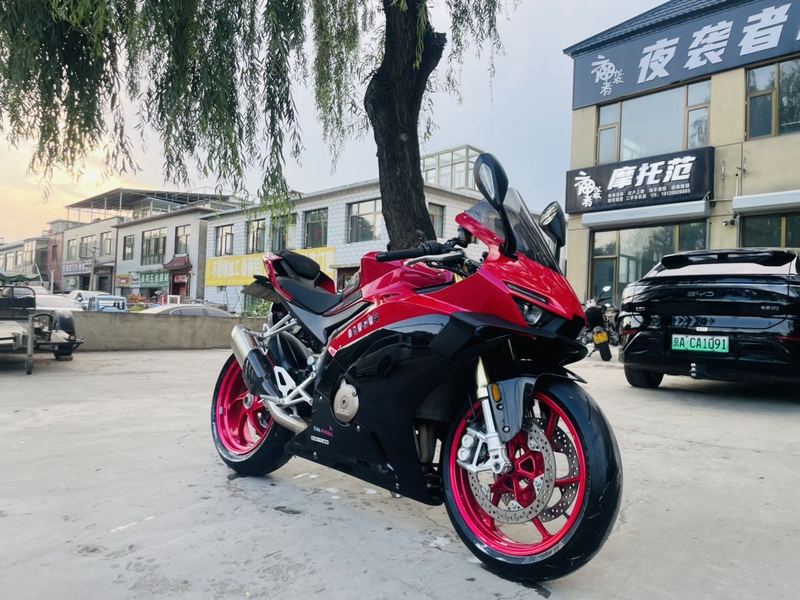 二手张雪机车500RR