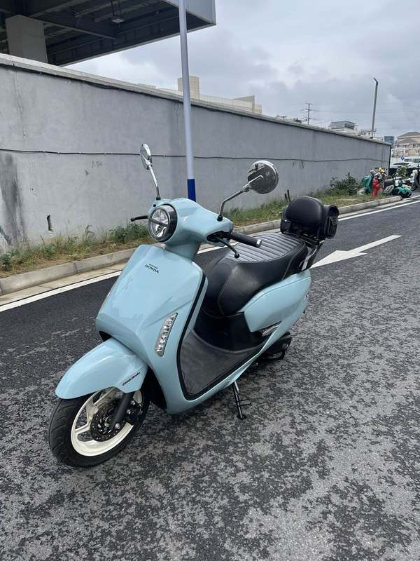 二手新大洲本田NS125LA
