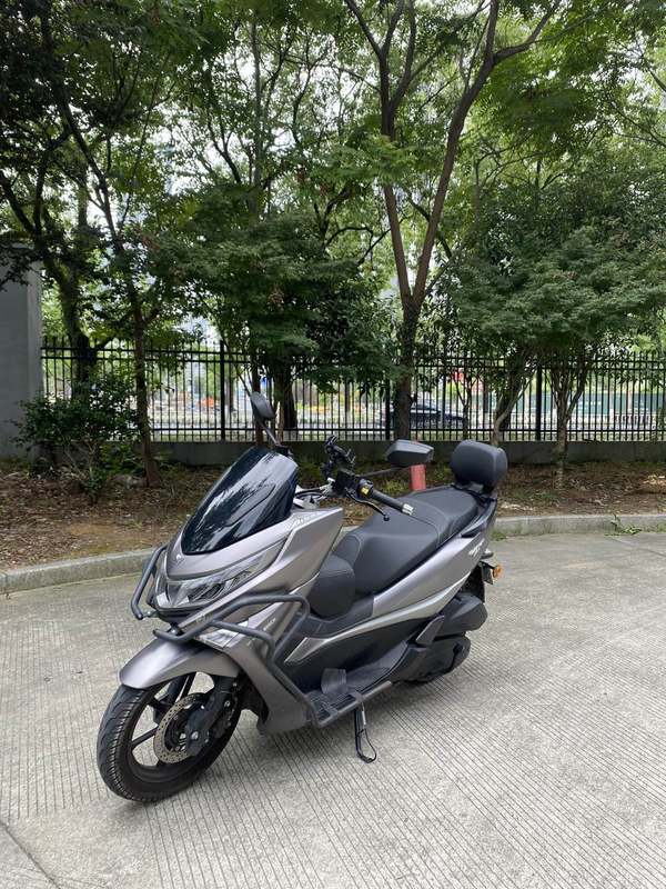 二手豪爵UHR150