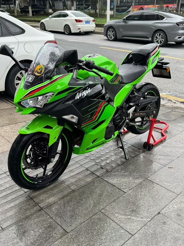二手川崎Ninja 400