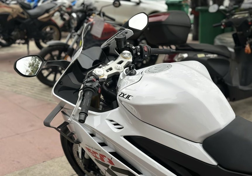 二手张雪机车500RR
