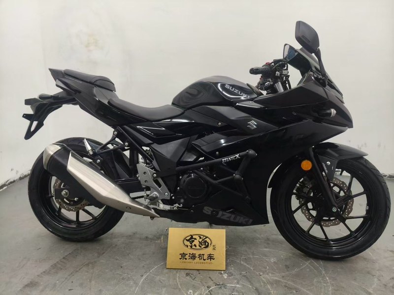 二手豪爵铃木GSX250R