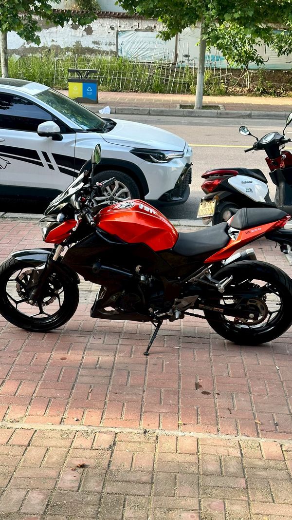 二手川崎Z 250 ABS