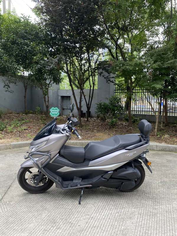 二手豪爵UHR150