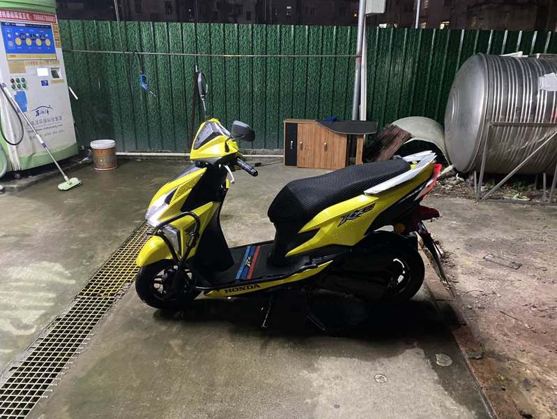 二手新大洲本田裂行 RX125Fi