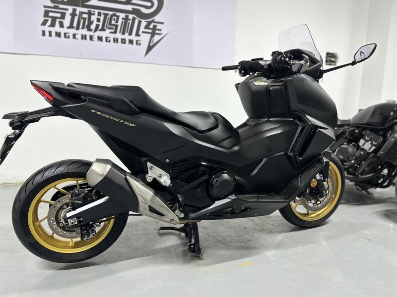 二手本田NSS750