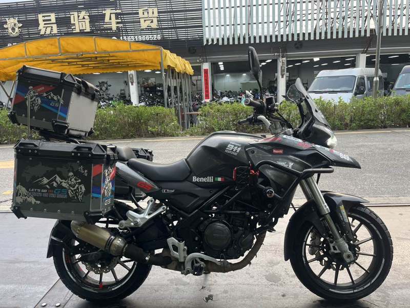 二手贝纳利金鹏 TRK251