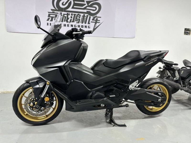 二手本田NSS750