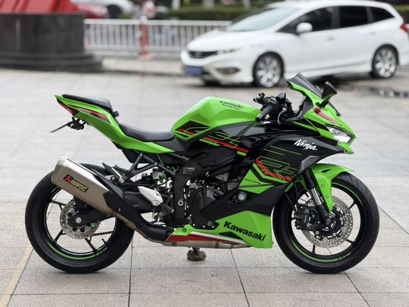 二手川崎ZX-4R