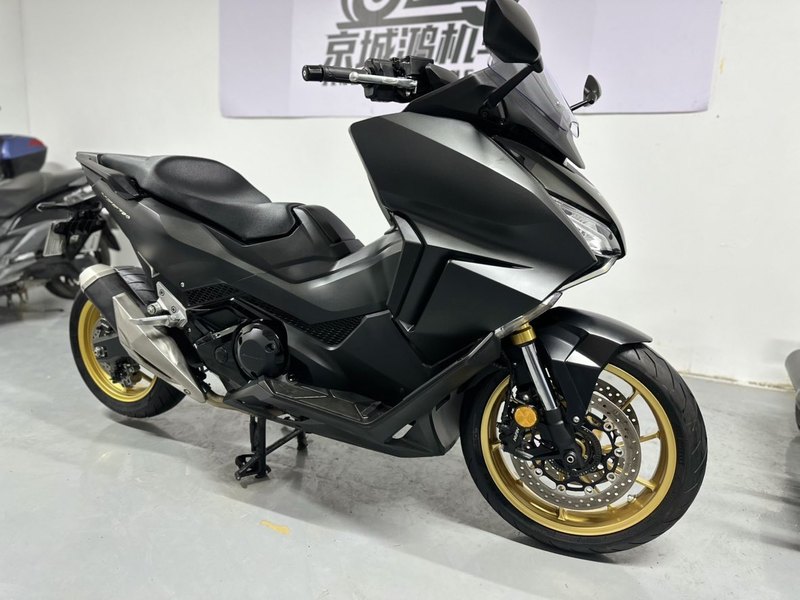 二手本田NSS750