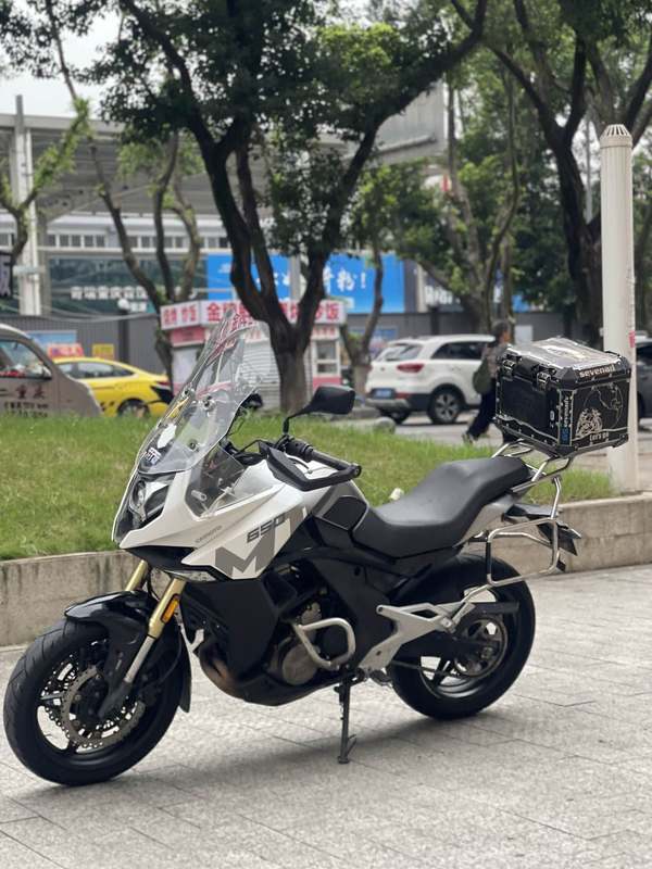 二手春风650MT
