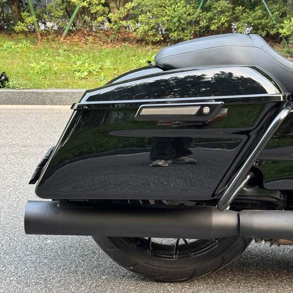 二手哈雷戴维森公路滑翔 Road Glide