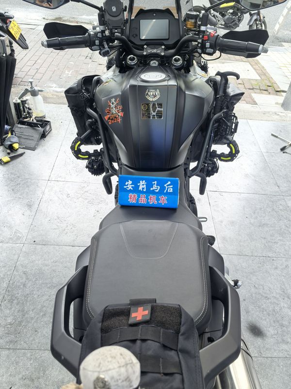 二手贝纳利TRK552