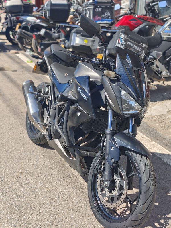 二手川崎Z 250 ABS
