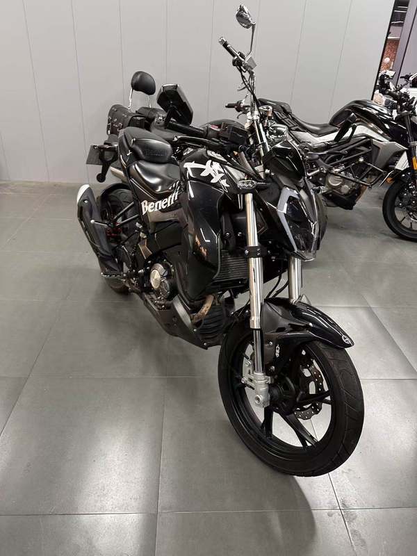 二手贝纳利小迅龙 BN150S