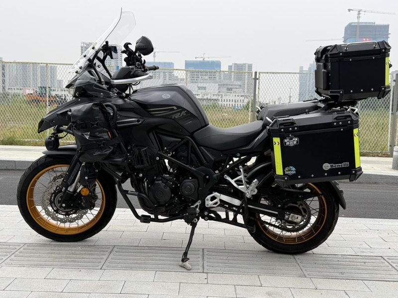 二手贝纳利TRK552