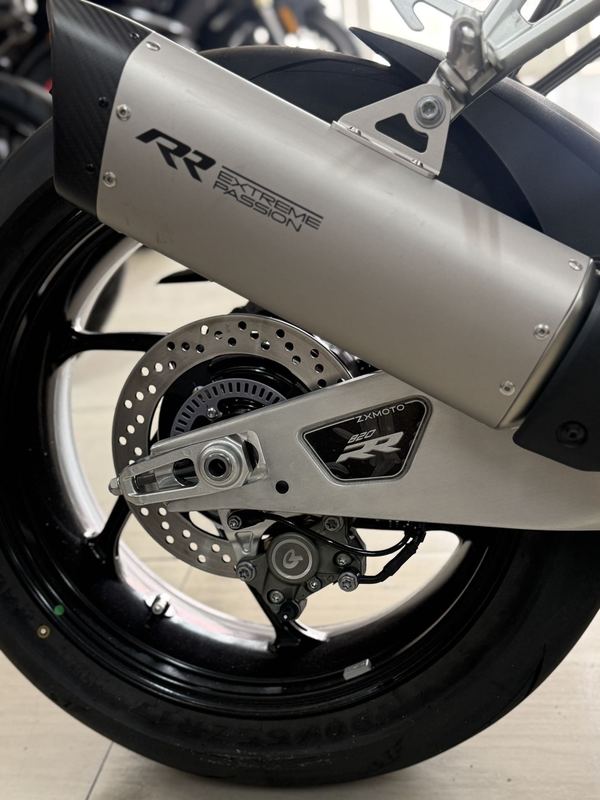 二手张雪机车820RR