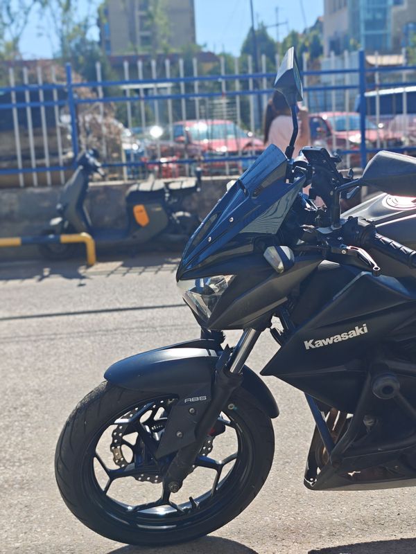 二手川崎Z 250 ABS