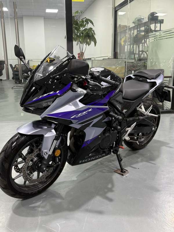 二手本田CBR400R