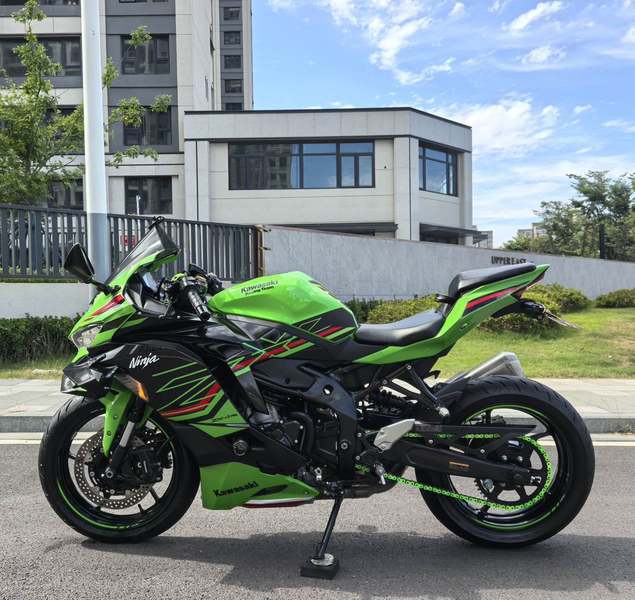 二手川崎ZX-4R