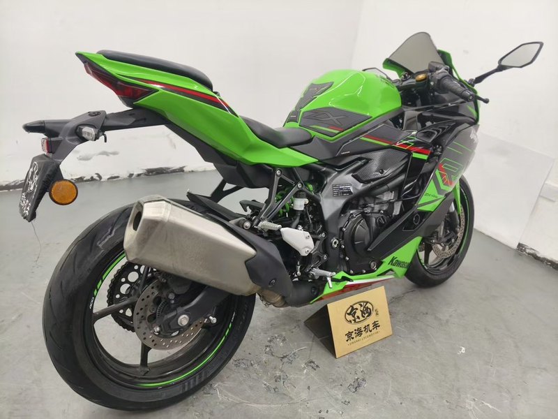 二手川崎ZX-4R